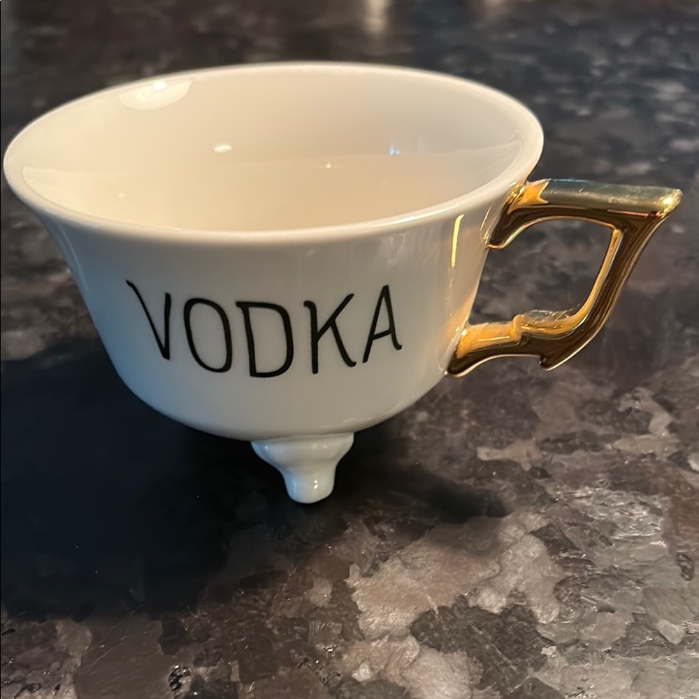 Creative Co-Op White and Gold Mug with Metallic Handle